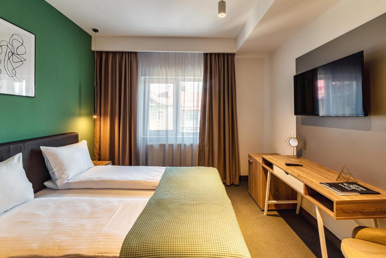 Saga Rooms วิกตอเรีย ภายนอก รูปภาพ