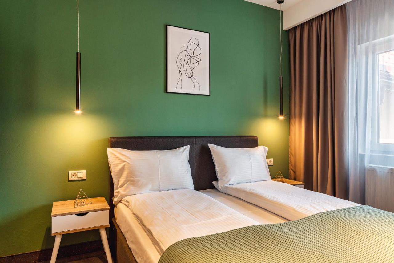 Saga Rooms วิกตอเรีย ภายนอก รูปภาพ